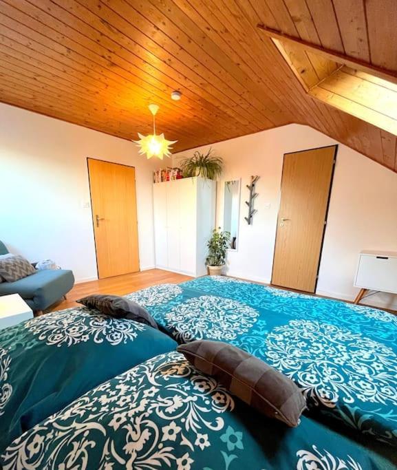 "Stone'S Throw" Krumlov 5 Min By Car, Lipno 15 Min By Car, 2 Bdrooms,Playroom Kajov Luaran gambar